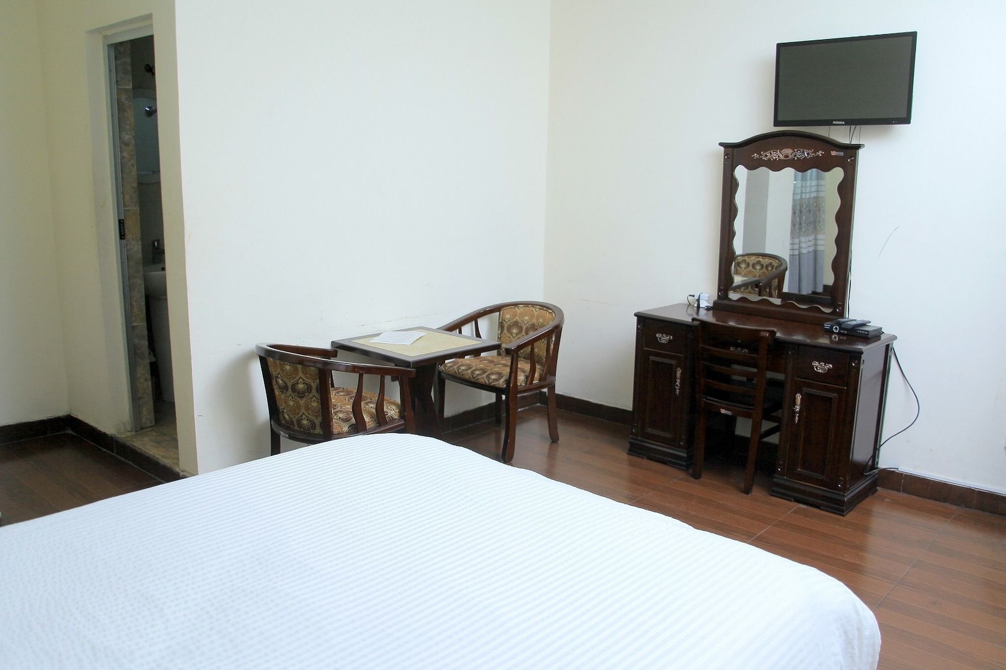 Bnow Hotel Addis Ababa Exterior photo